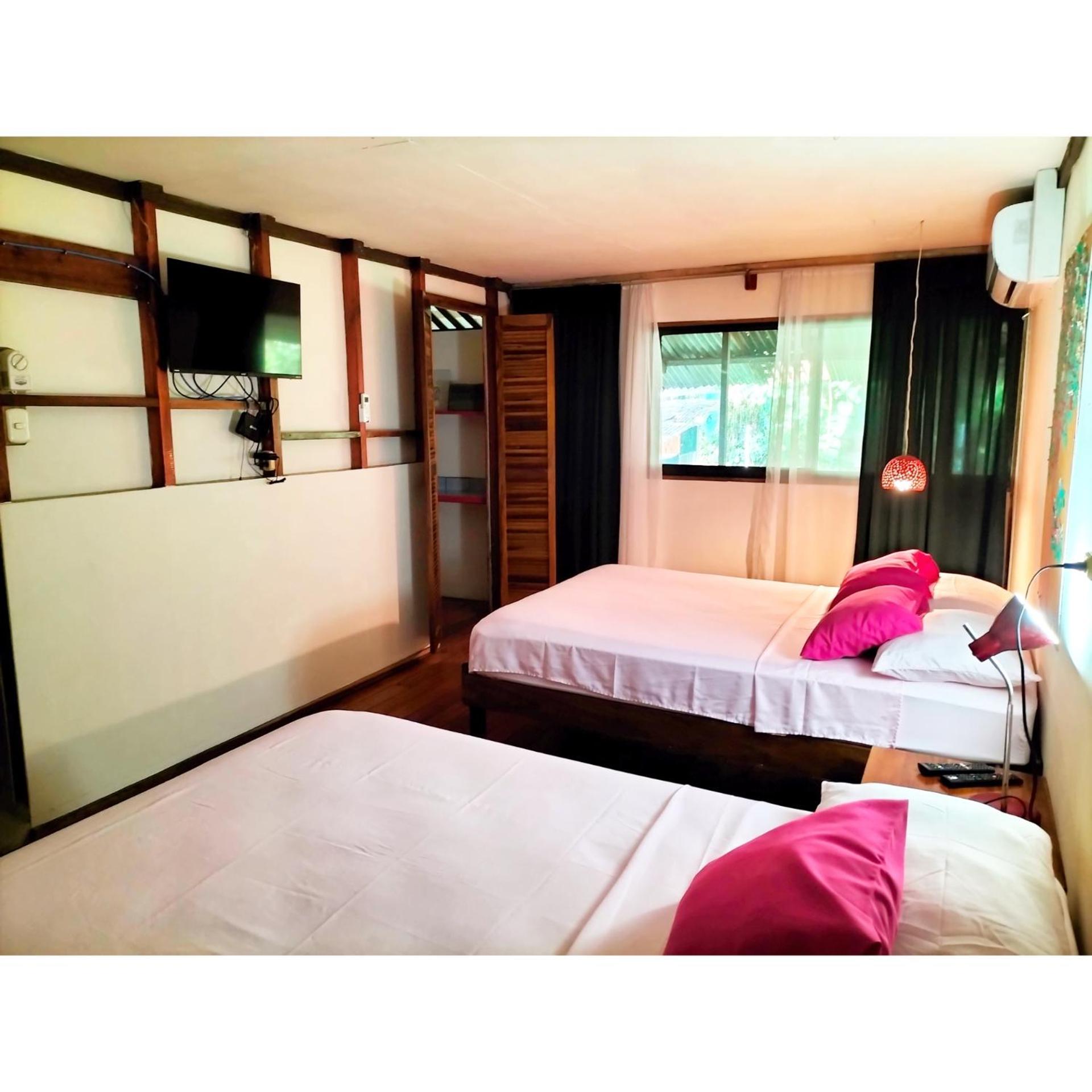 Cabinas Coconut Grove Puerto Viejo de Talamanca Exteriör bild