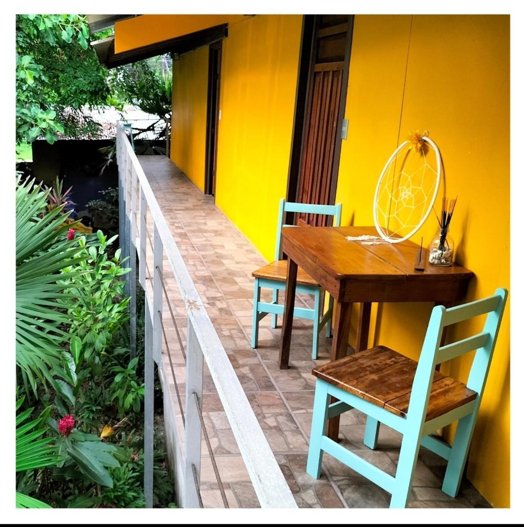Cabinas Coconut Grove Puerto Viejo de Talamanca Exteriör bild